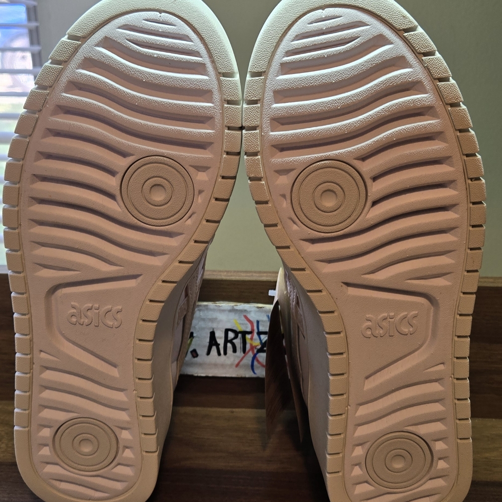 ASICS Women's Japan S PF White Sneakers - Picture 6 of 6